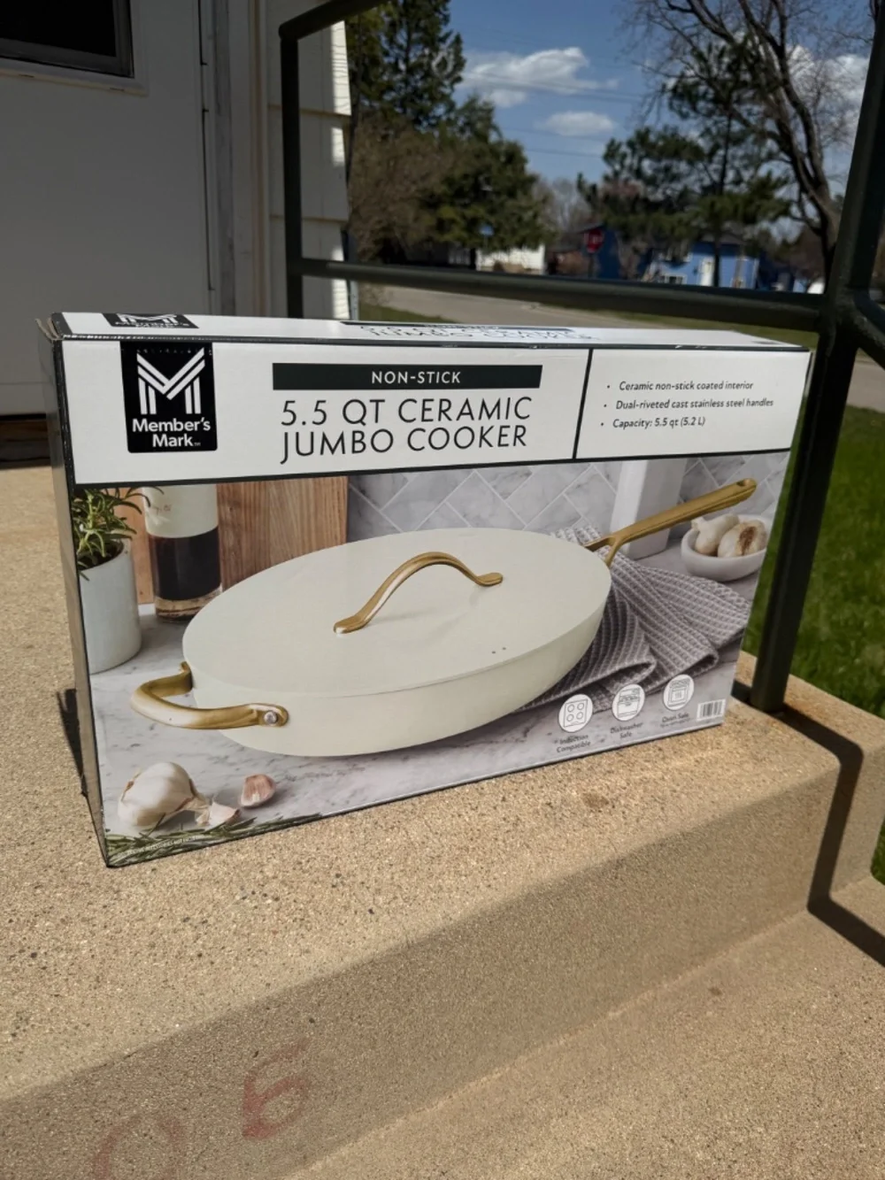 Member's Mark 5.5qt Modern Ceramic Jumbo Cooker - Cream - Picture 5 of 5